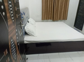 Shyam Kunj Guest House non AC Room